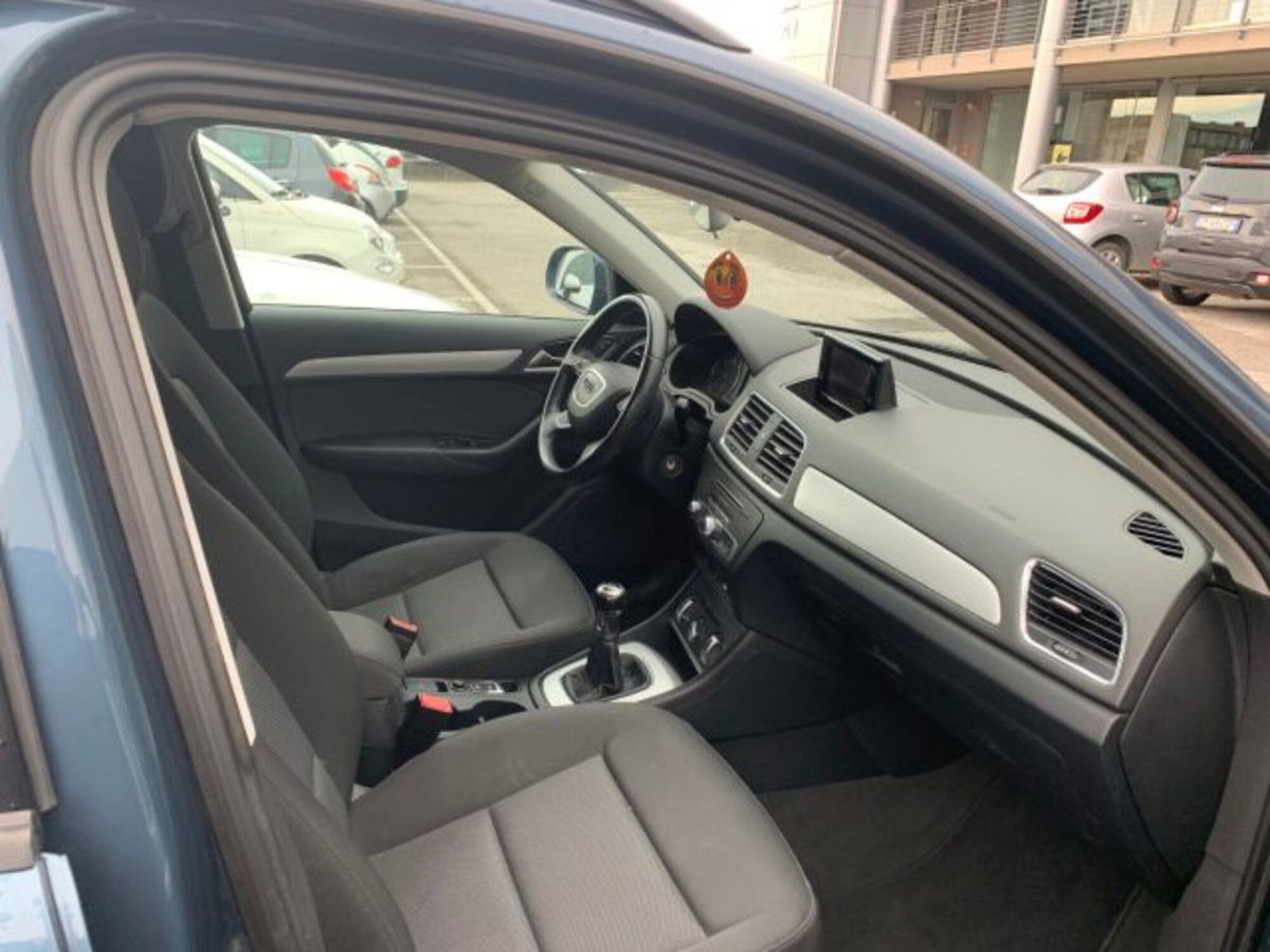 Audi Q3 2.0 TDI 150 CV (12)