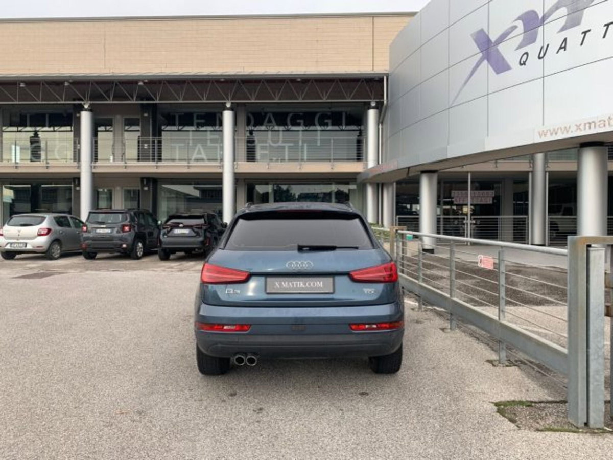 Audi Q3 2.0 TDI 150 CV (6)