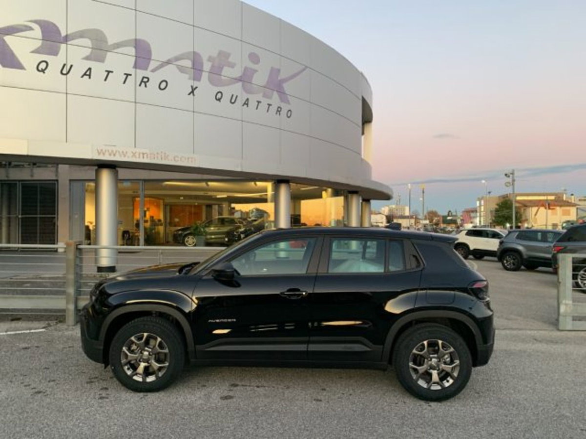 Jeep Avenger 1.2 turbo Longitude fwd 100cv (6)
