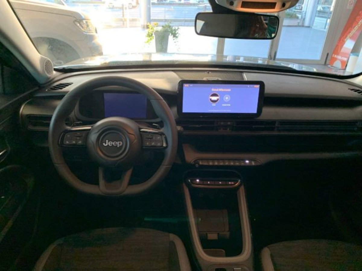 Jeep Avenger 1.2 turbo Longitude fwd 100cv (8)
