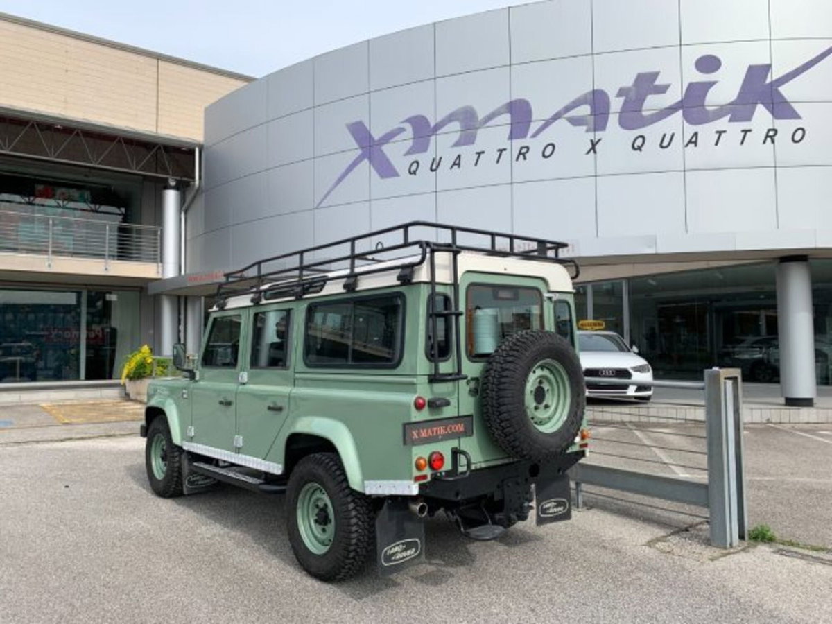 Land Rover Defender 110 2.2 TD4 Station Wagon Heritage Edition N1 (3)