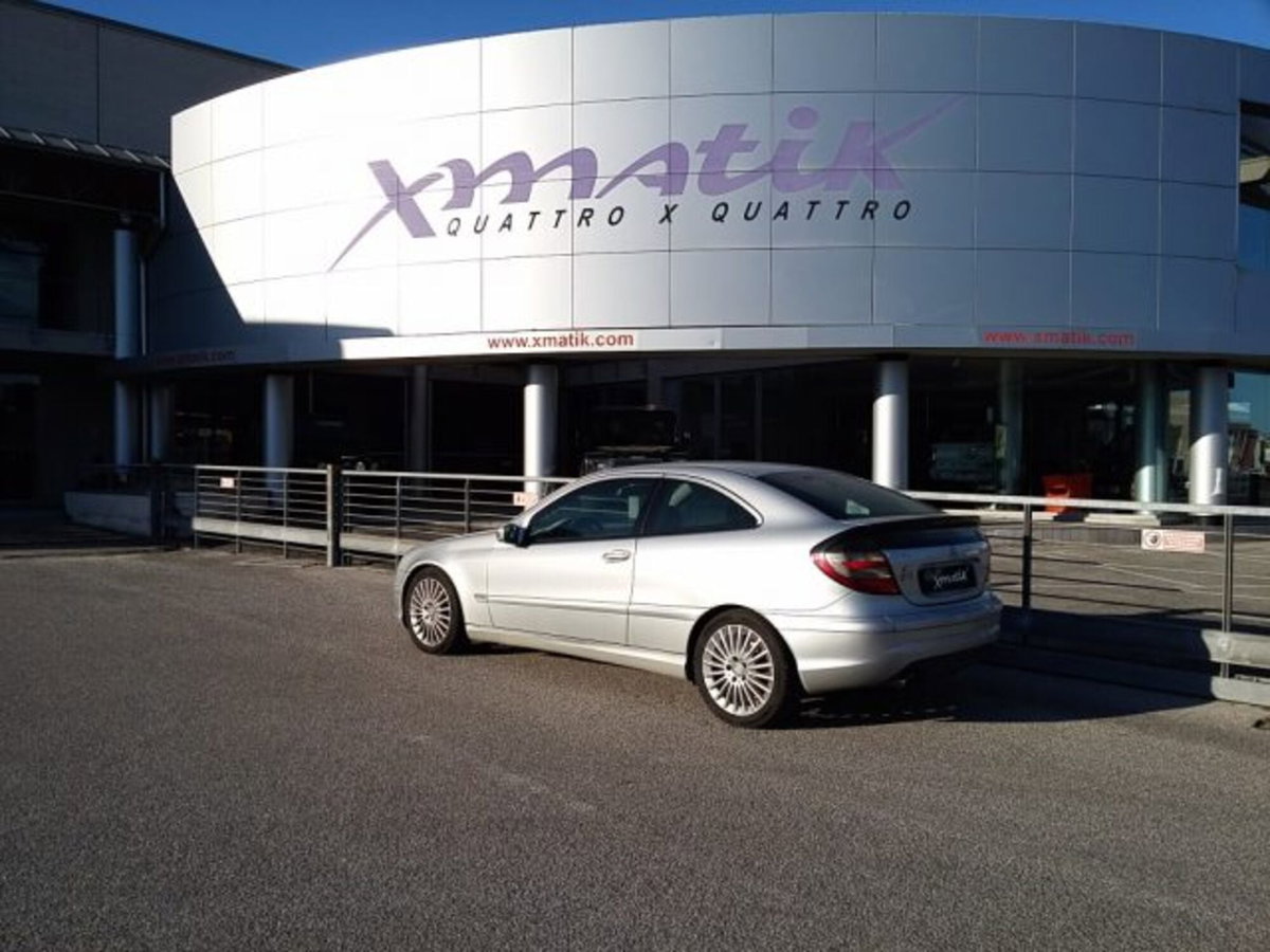 Mercedes-Benz Classe C Coupé 220 CDI cat Sportcoupé Avantgarde Sport (2)