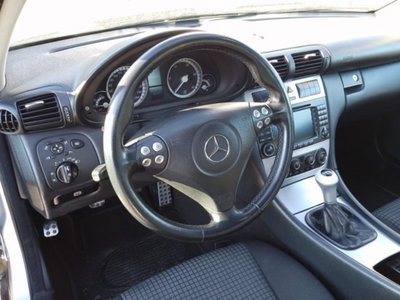 Mercedes-Benz Classe C Coupé 220 CDI cat Sportcoupé Avantgarde Sport (3)