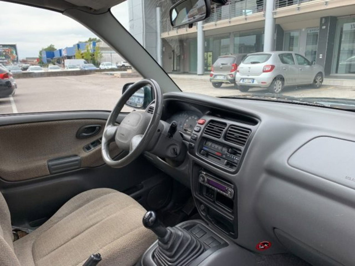 Suzuki Grand Vitara TDI S.W. (6)