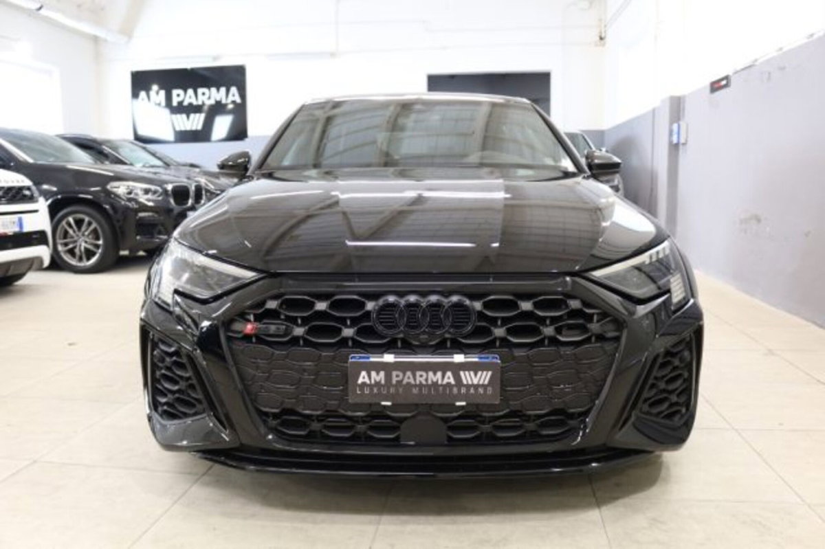 Audi RS 3 Sportback 3 TFSI quattro S tronic (2)