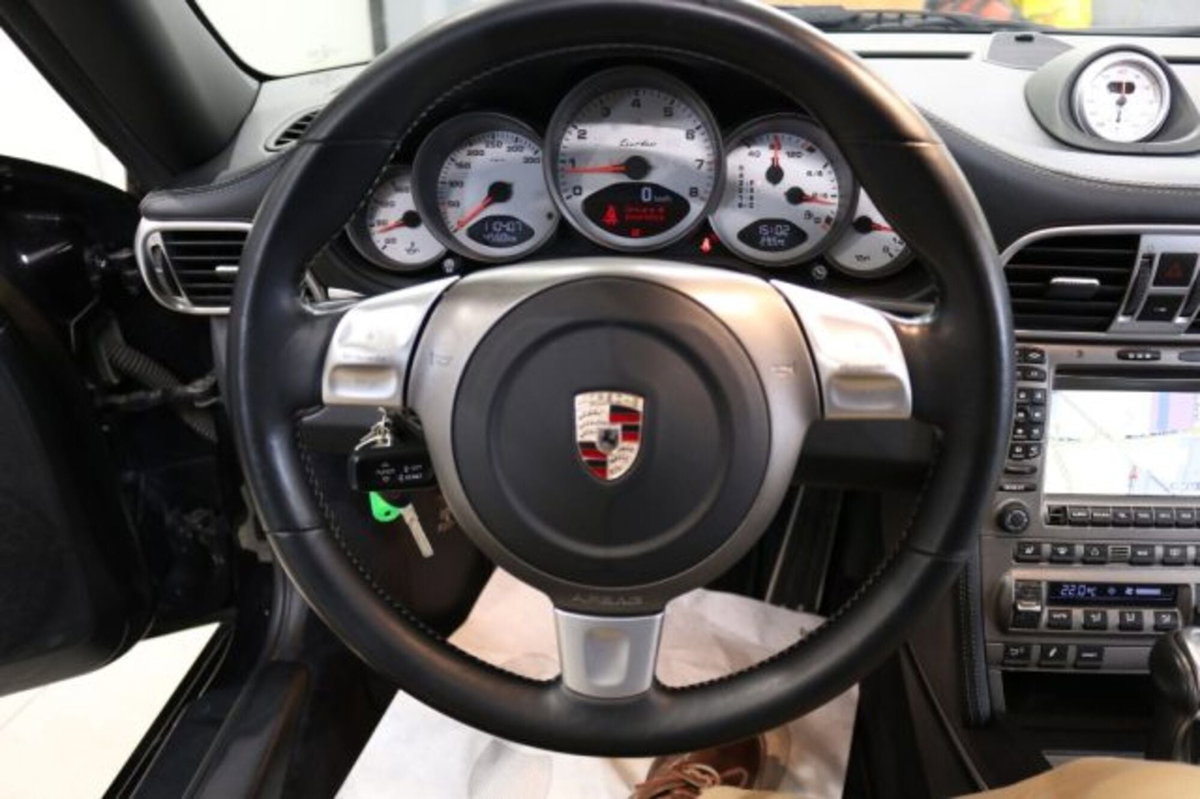 Porsche 911 Coupé Turbo (20)