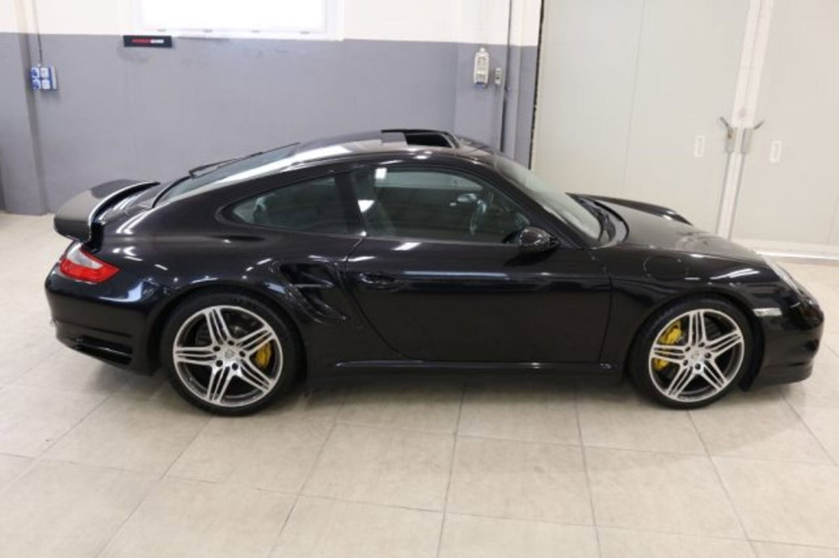 Porsche 911 Coupé Turbo (7)