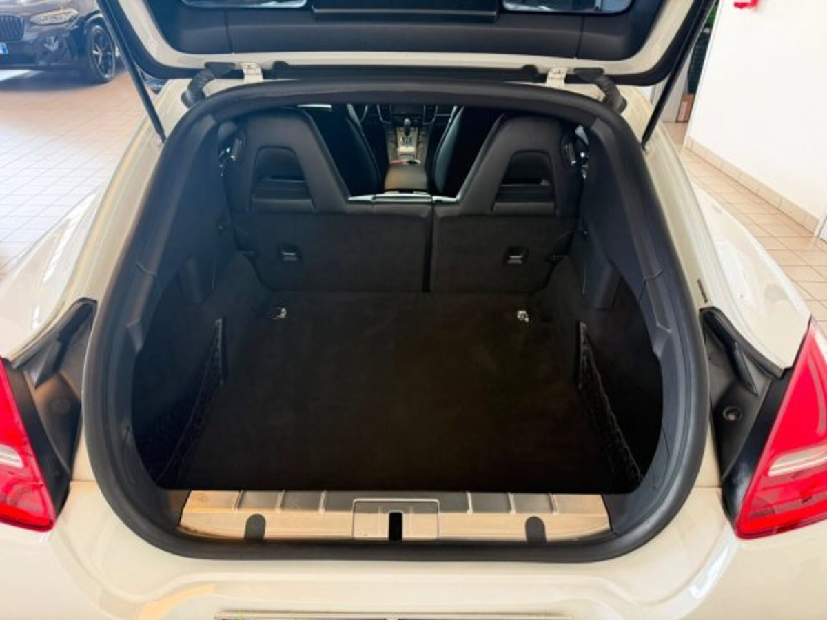 Porsche Panamera 3.6 (7)