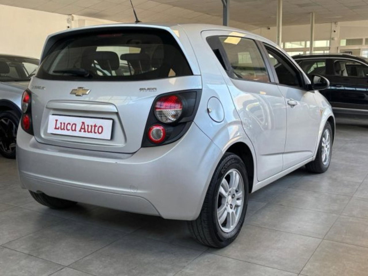 Chevrolet Aveo 1.2 86CV 4 porte LT (4)
