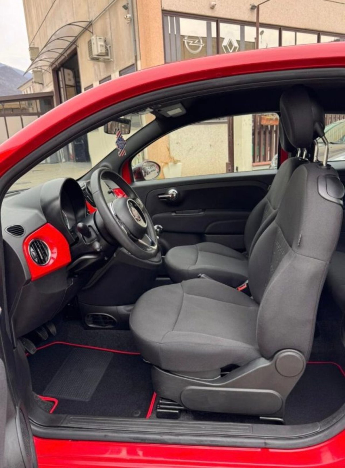 Fiat 500 1.0 Hybrid Red (9)