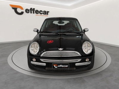 MINI Mini 1.6 16V Cooper (2)