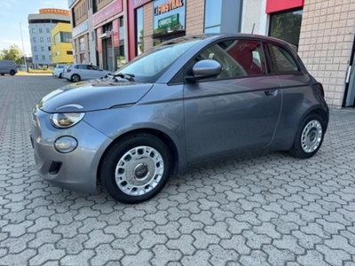 Fiat 500e Passion Berlina 42 kWh (3)