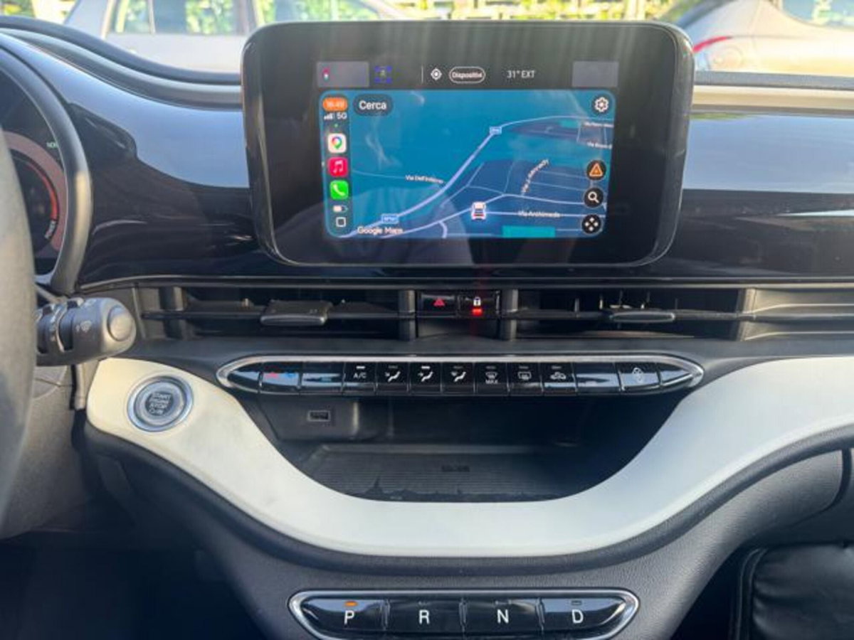 Fiat 500e Passion Berlina 42 kWh (9)