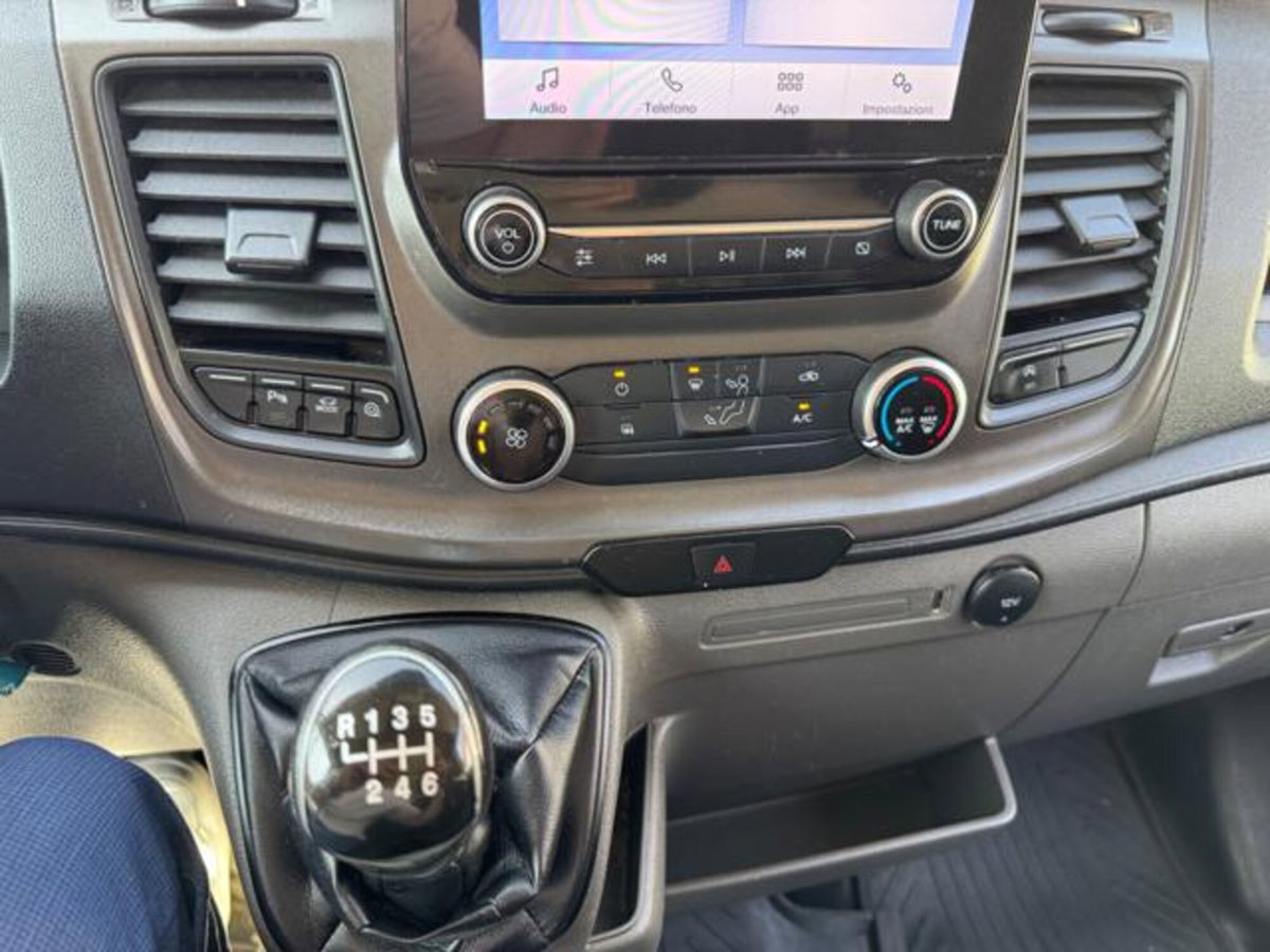Ford Transit Furgone 330 2.0TDCi EcoBlue MHEV 130CV PL-TM Combi Entry (11)