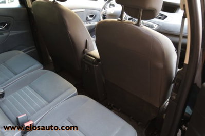 Renault Scenic E-Tech Electric XMod 1.5 dCi 110CV Limited (14)