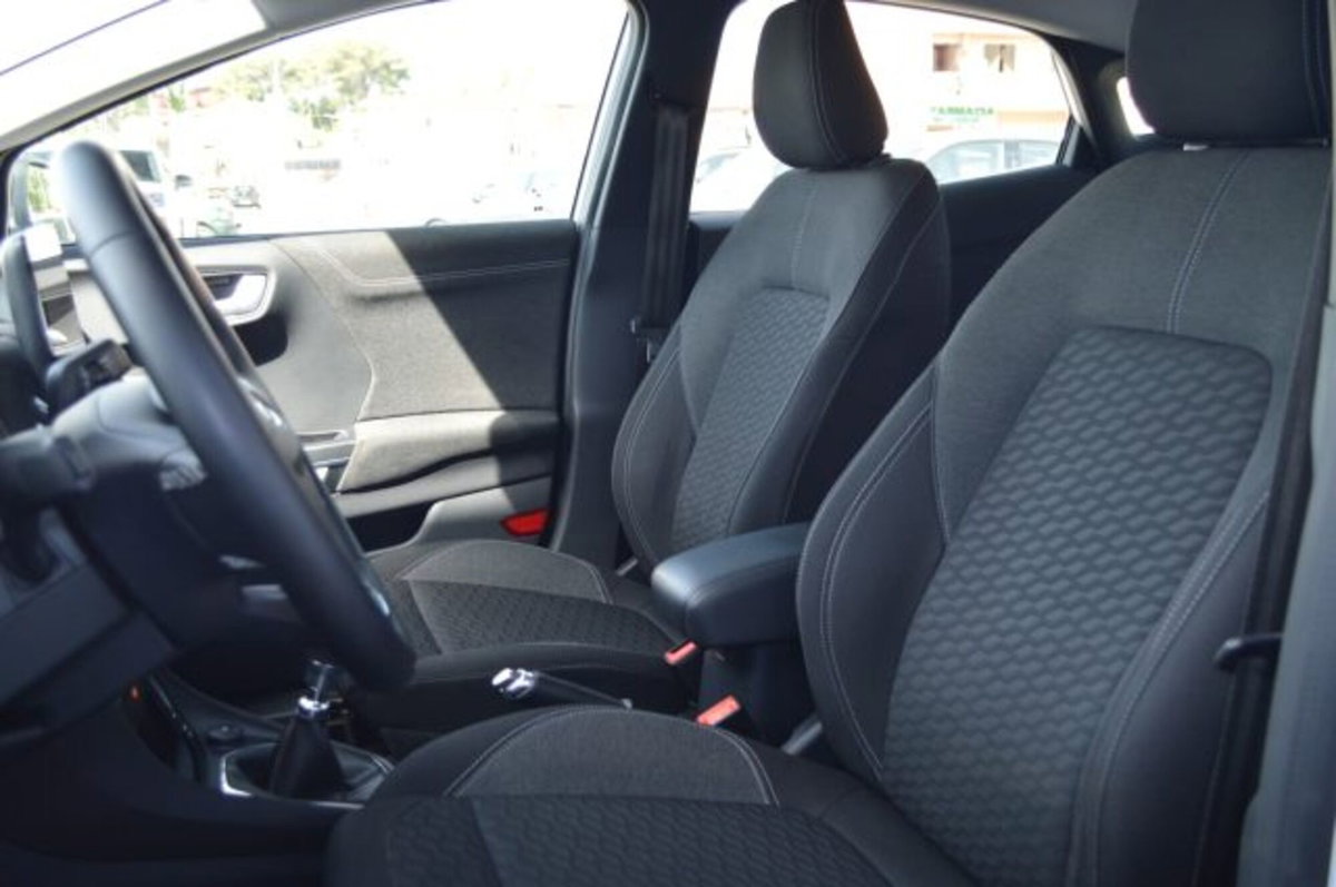 Ford Puma 1.0 EcoBoost Hybrid 125 CV S&S aut. Titanium Design (8)