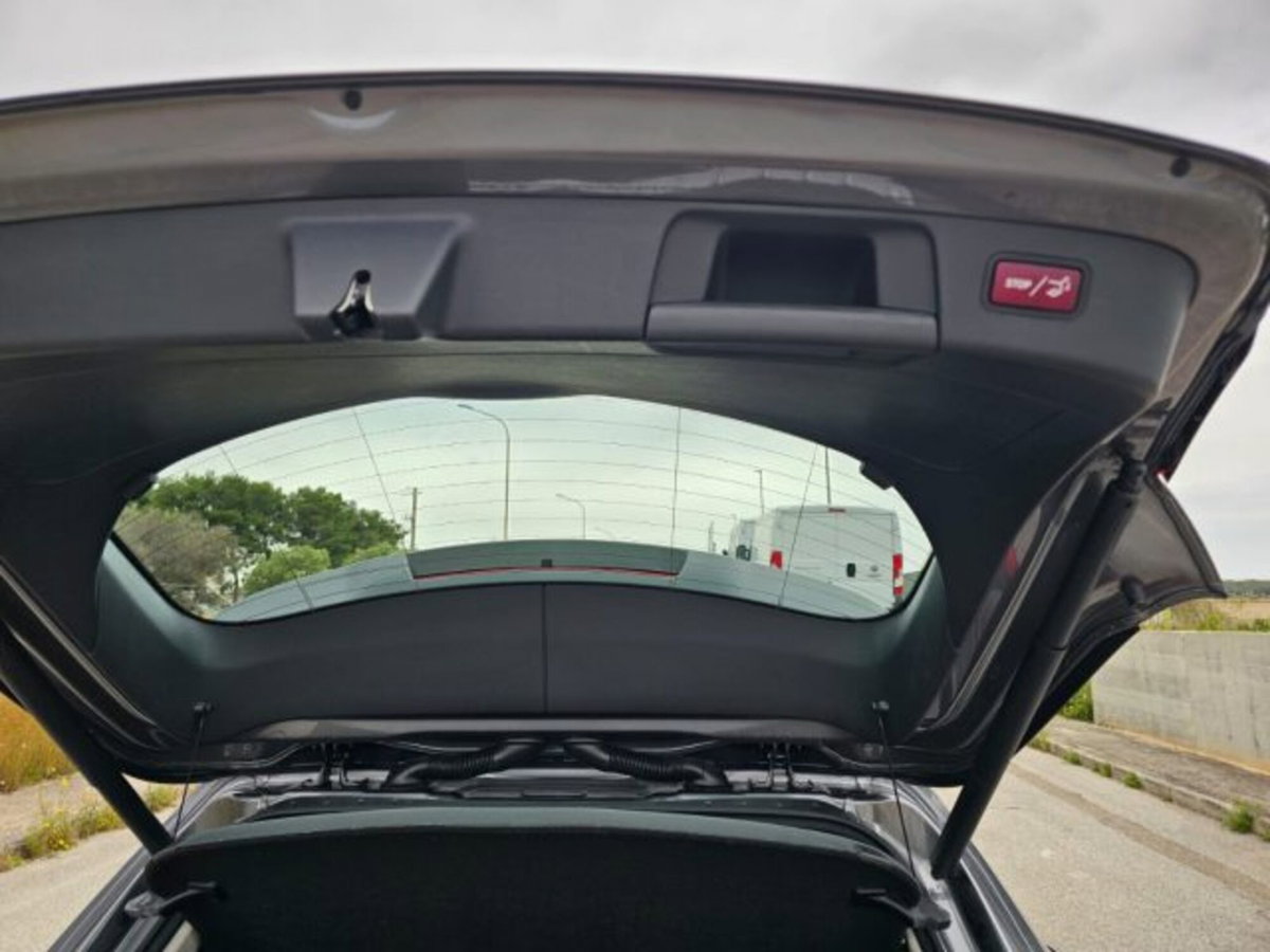 Mercedes-Benz GLA SUV 180 d Automatic Business (12)