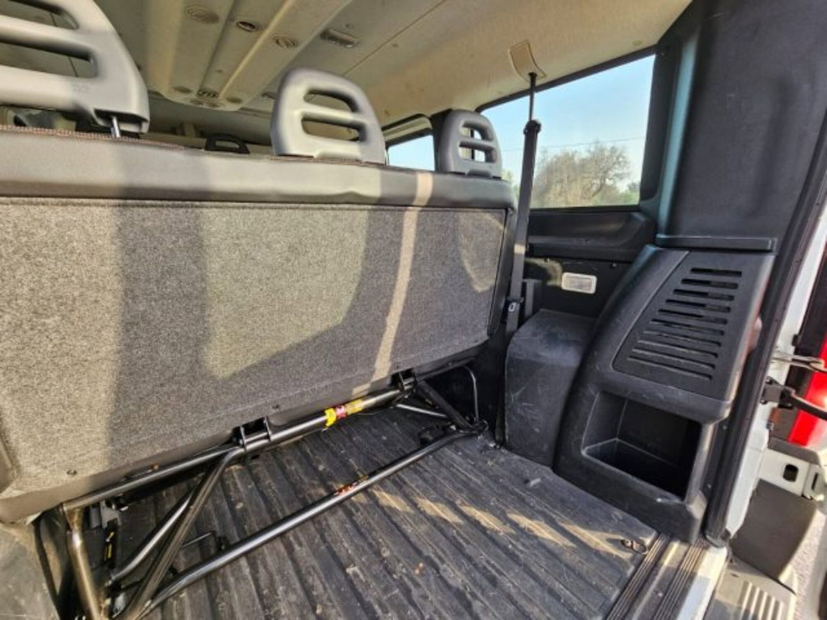 Peugeot Boxer Furgone 330 2.0 BlueHDi/110CV FAP PC-TN Combi Comfort (10)