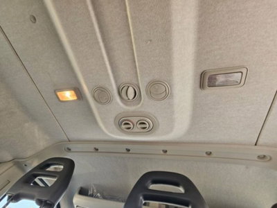 Peugeot Boxer Furgone 330 2.0 BlueHDi/110CV FAP PC-TN Combi Comfort (18)