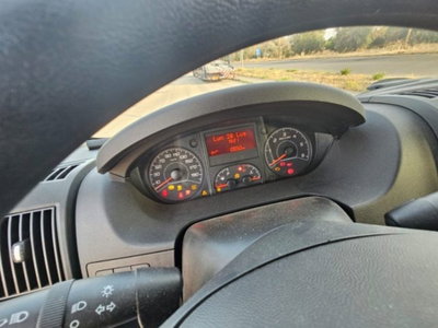 Peugeot Boxer Furgone 330 2.0 BlueHDi/110CV FAP PC-TN Combi Comfort (19)