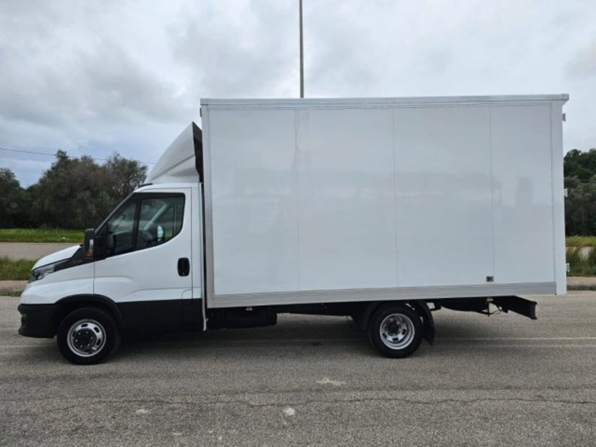 Iveco Daily Telaio 35C14 BTor 2.3 HPT PL-RG Cabinato (11)