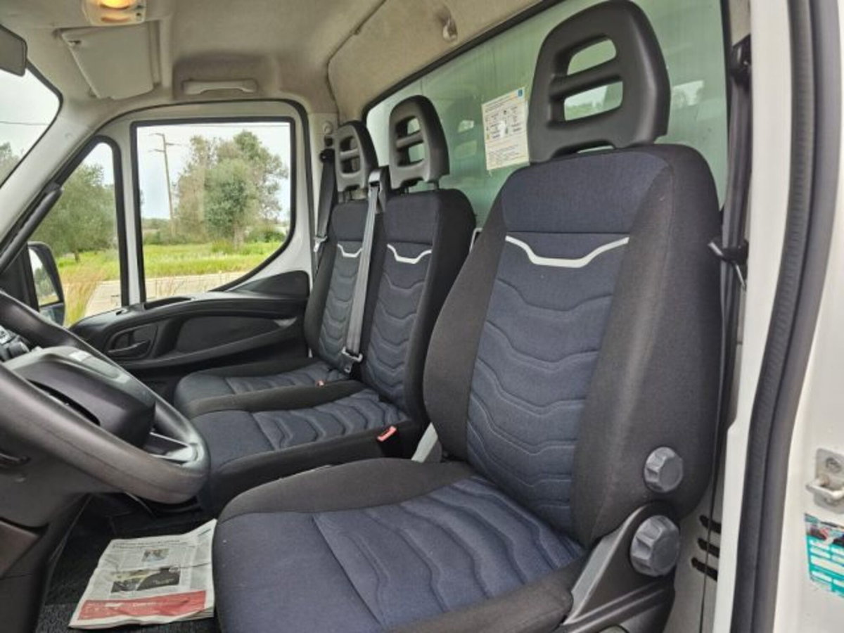 Iveco Daily Telaio 35C14 BTor 2.3 HPT PL-RG Cabinato (12)
