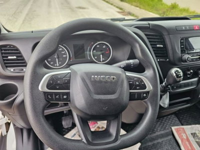 Iveco Daily Telaio 35C14 BTor 2.3 HPT PL-RG Cabinato (14)