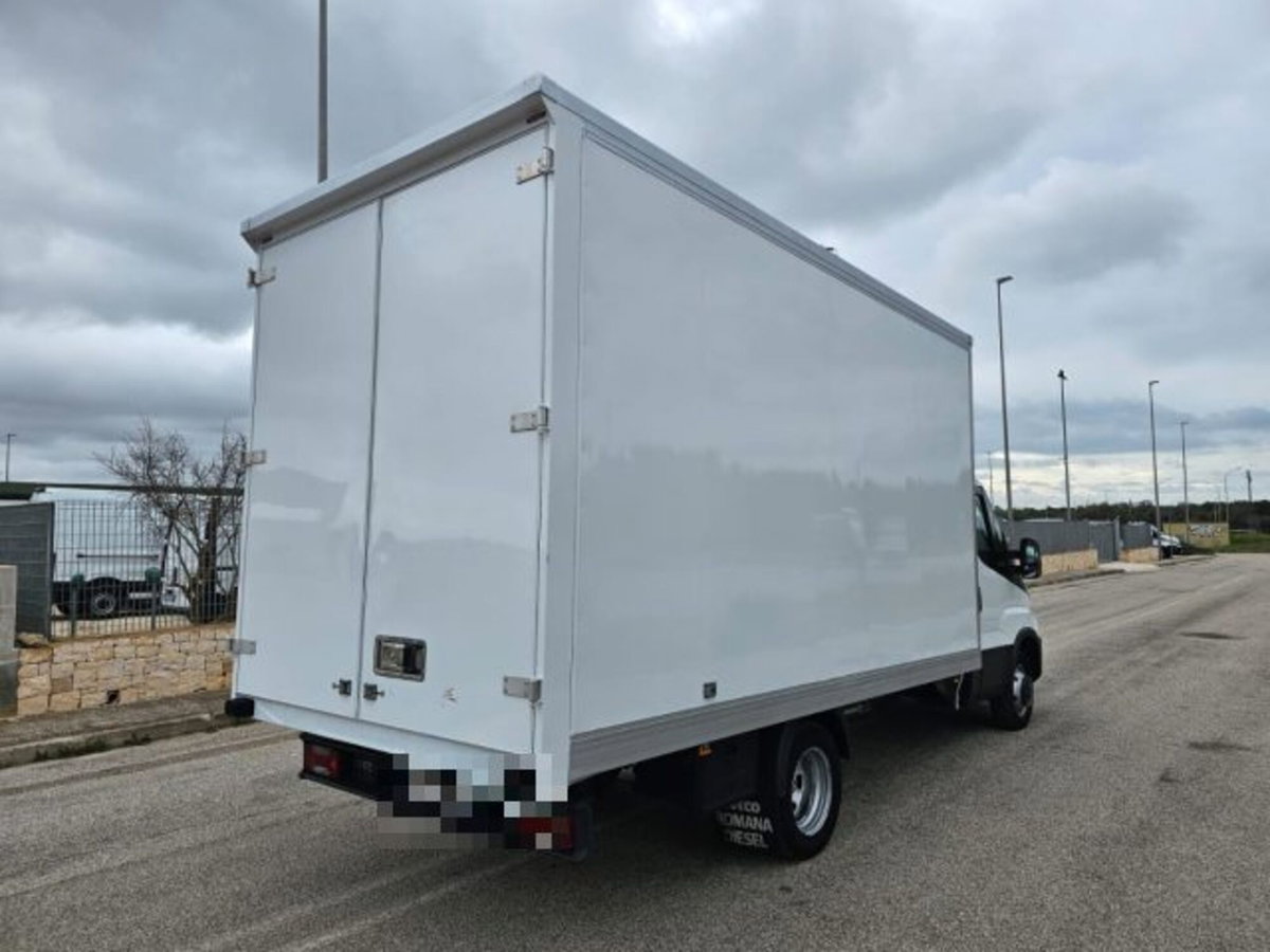 Iveco Daily Telaio 35C14 BTor 2.3 HPT PL-RG Cabinato (5)