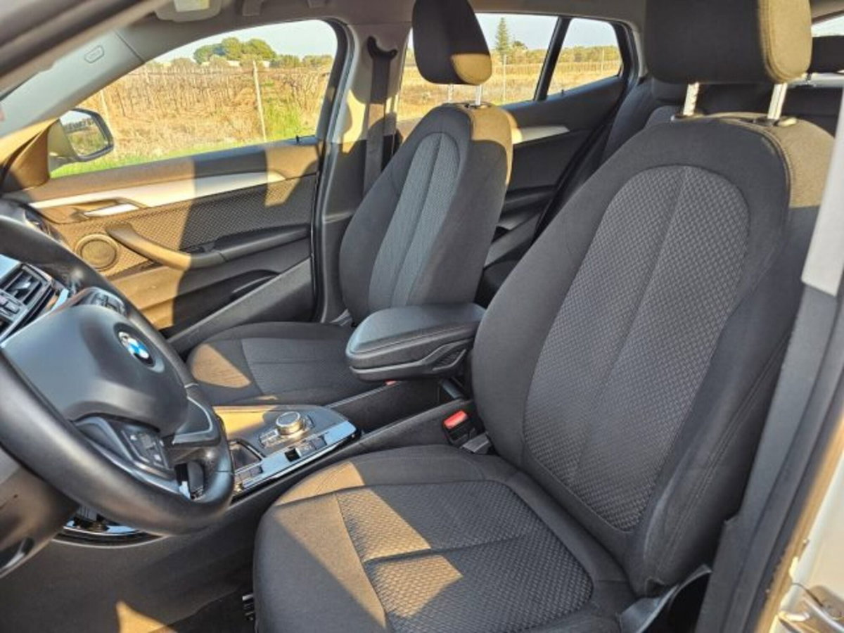 BMW X2 sDrive16d Business-X (10)