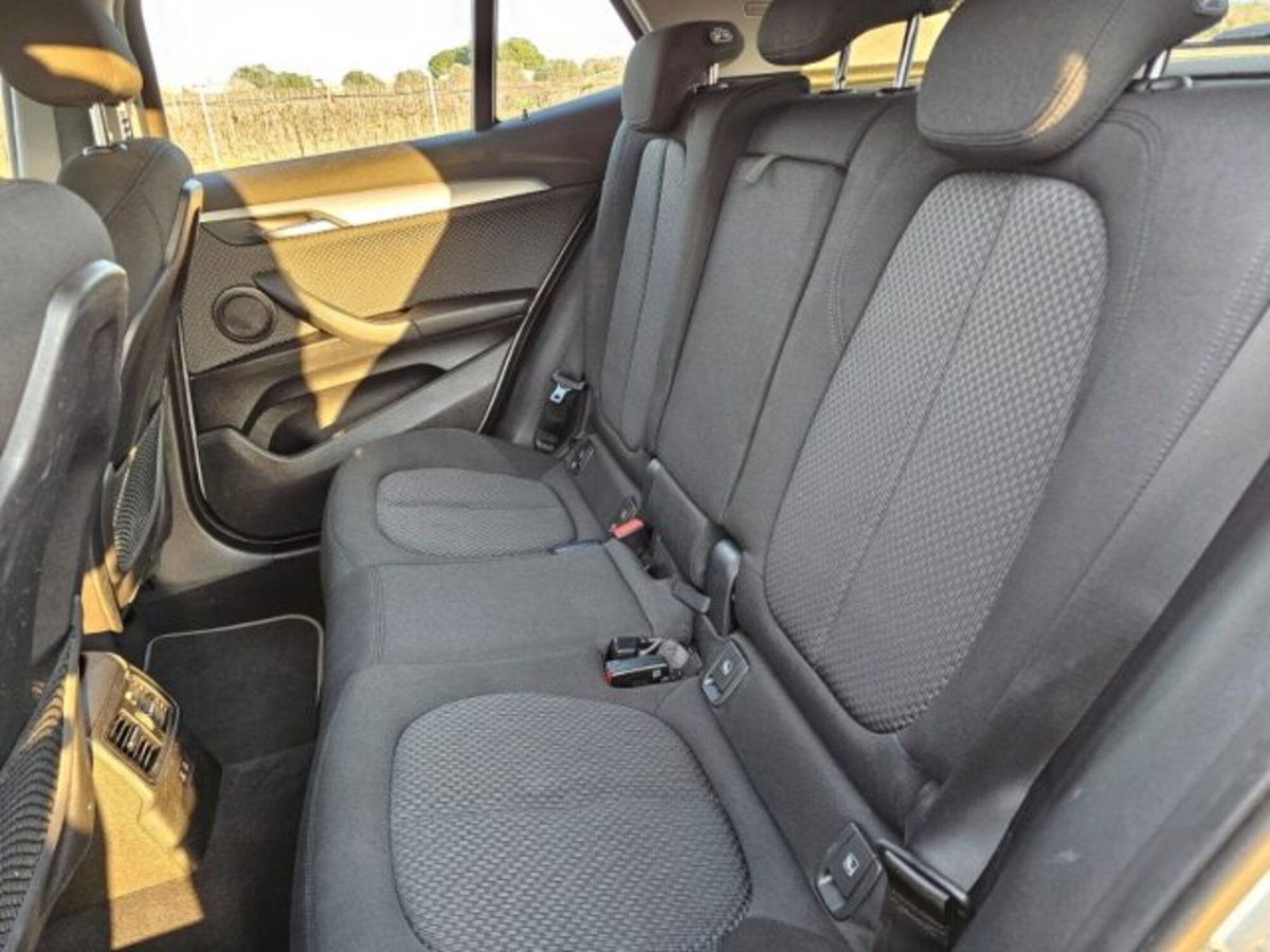 BMW X2 sDrive16d Business-X (14)