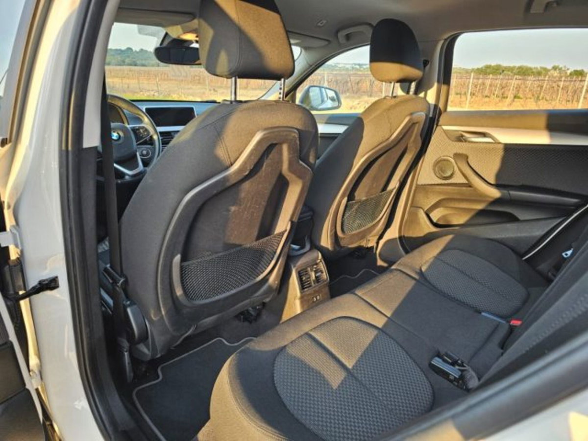 BMW X2 sDrive16d Business-X (15)