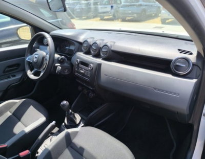 Dacia Duster 1.5 Blue dCi 8V 115 CV 4x4 Essential (10)