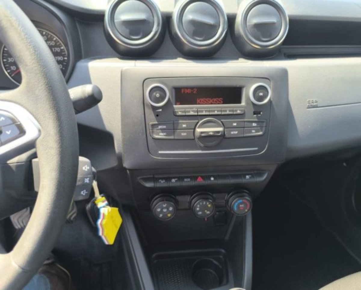 Dacia Duster 1.5 Blue dCi 8V 115 CV 4x4 Essential (9)