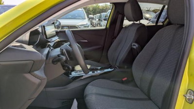 Peugeot 208 50 kWh Allure (11)