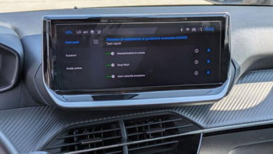 Peugeot 208 50 kWh Allure (13)