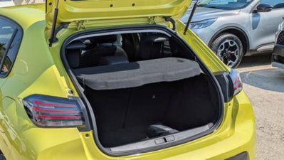 Peugeot 208 50 kWh Allure (18)