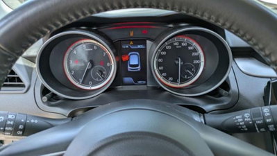 Suzuki Swift 1.2 Hybrid Cool (11)