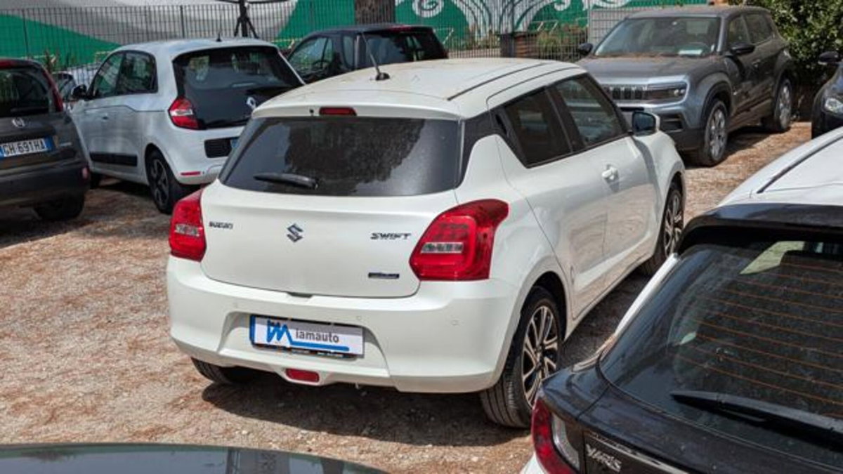 Suzuki Swift 1.2 Hybrid Cool (4)