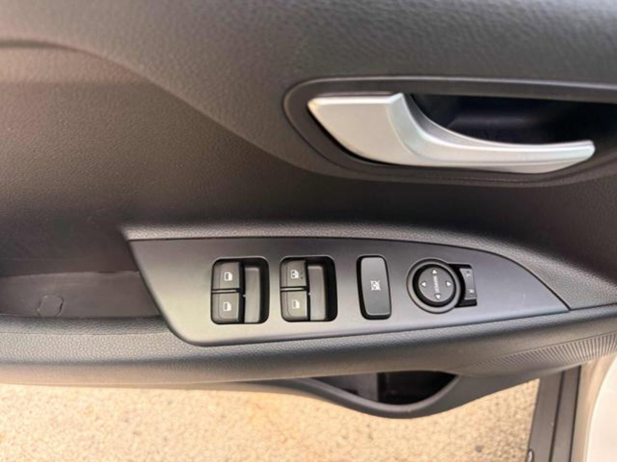 Kia Stonic 1.4 MPI EcoGPL Style (5)