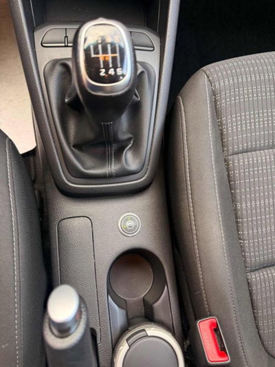 Kia Stonic 1.4 MPI EcoGPL Style (6)