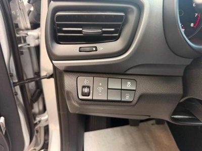 Kia Stonic 1.4 MPI EcoGPL Style (9)