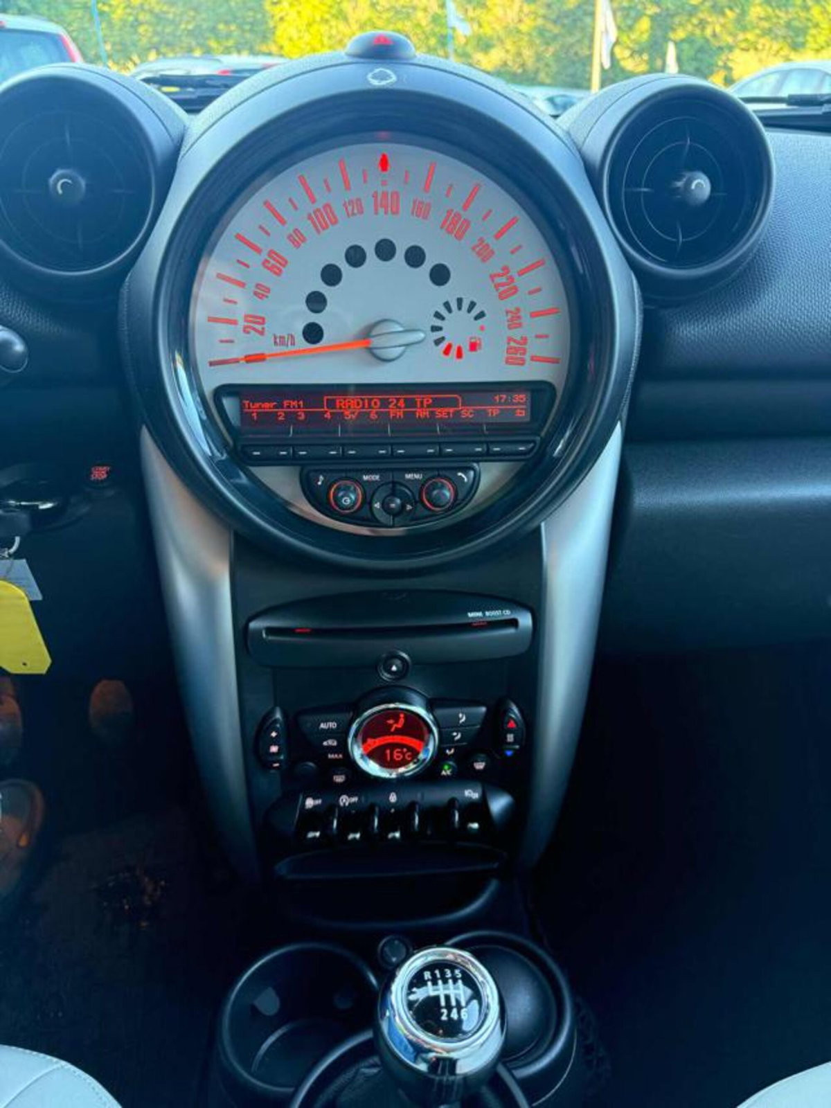 MINI Mini Countryman 1.6 Cooper D Countryman (10)