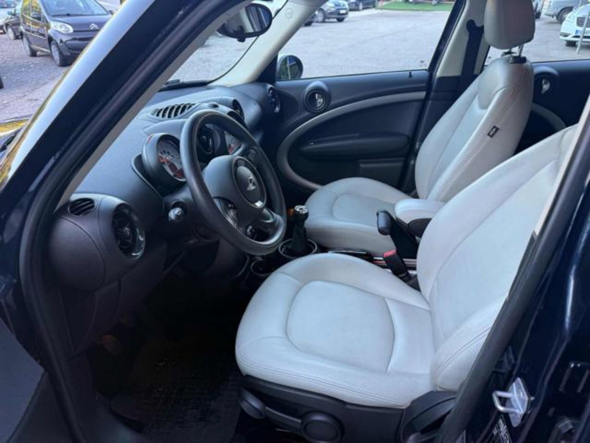 MINI Mini Countryman 1.6 Cooper D Countryman (11)