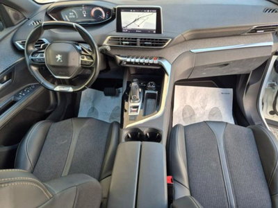 Peugeot 3008 BlueHDi 130 S&S EAT8 GT Line (17)