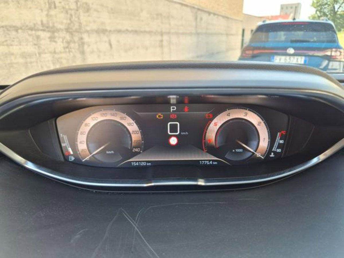Peugeot 3008 BlueHDi 130 S&S EAT8 GT Line (20)