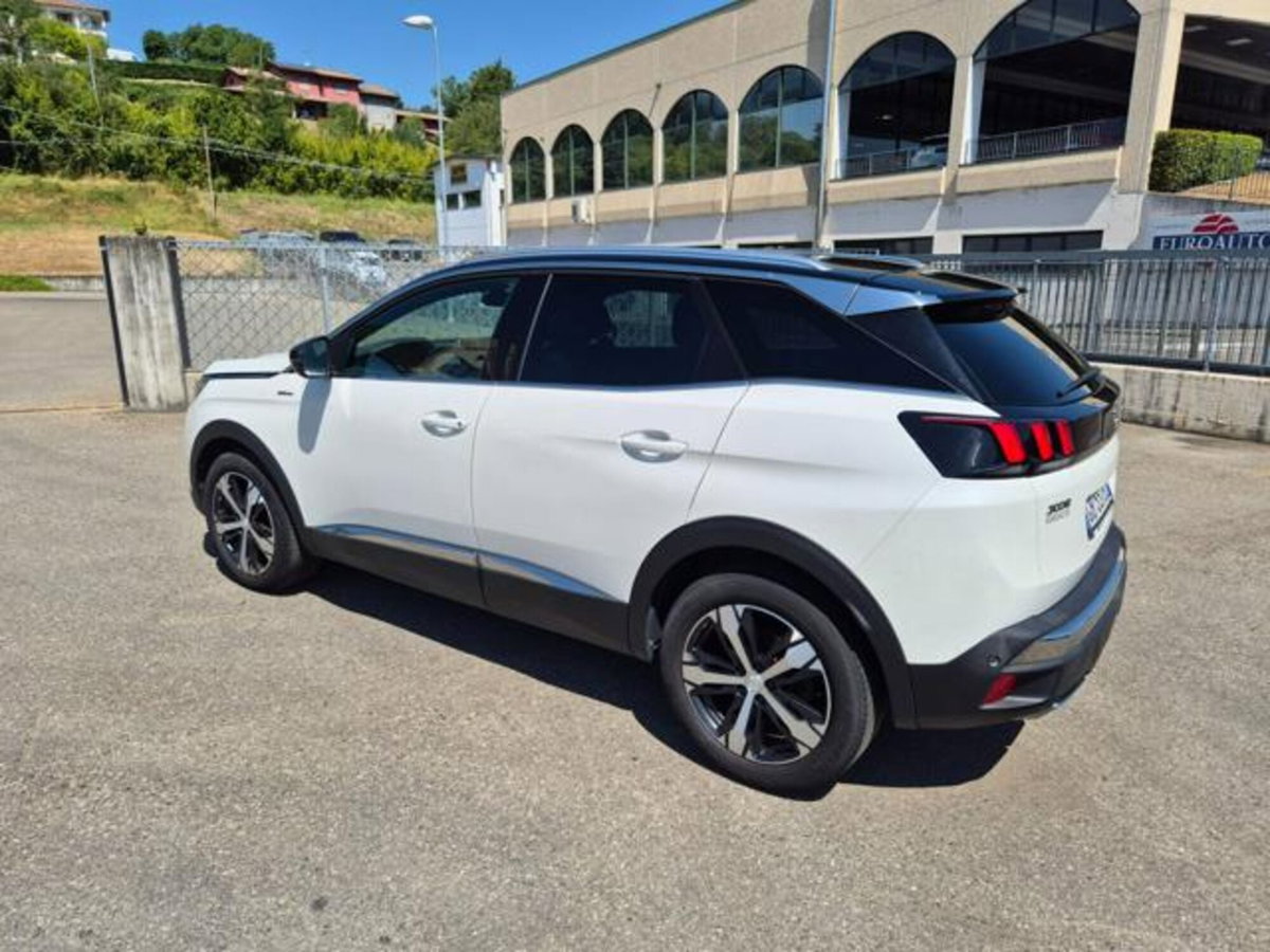 Peugeot 3008 BlueHDi 130 S&S EAT8 GT Line (8)