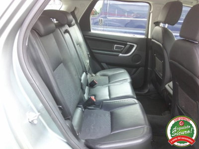 Land Rover Discovery Sport 2.0 TD4 180 CV SE (12)