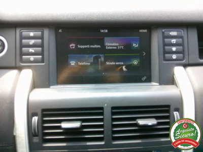 Land Rover Discovery Sport 2.0 TD4 180 CV SE (17)