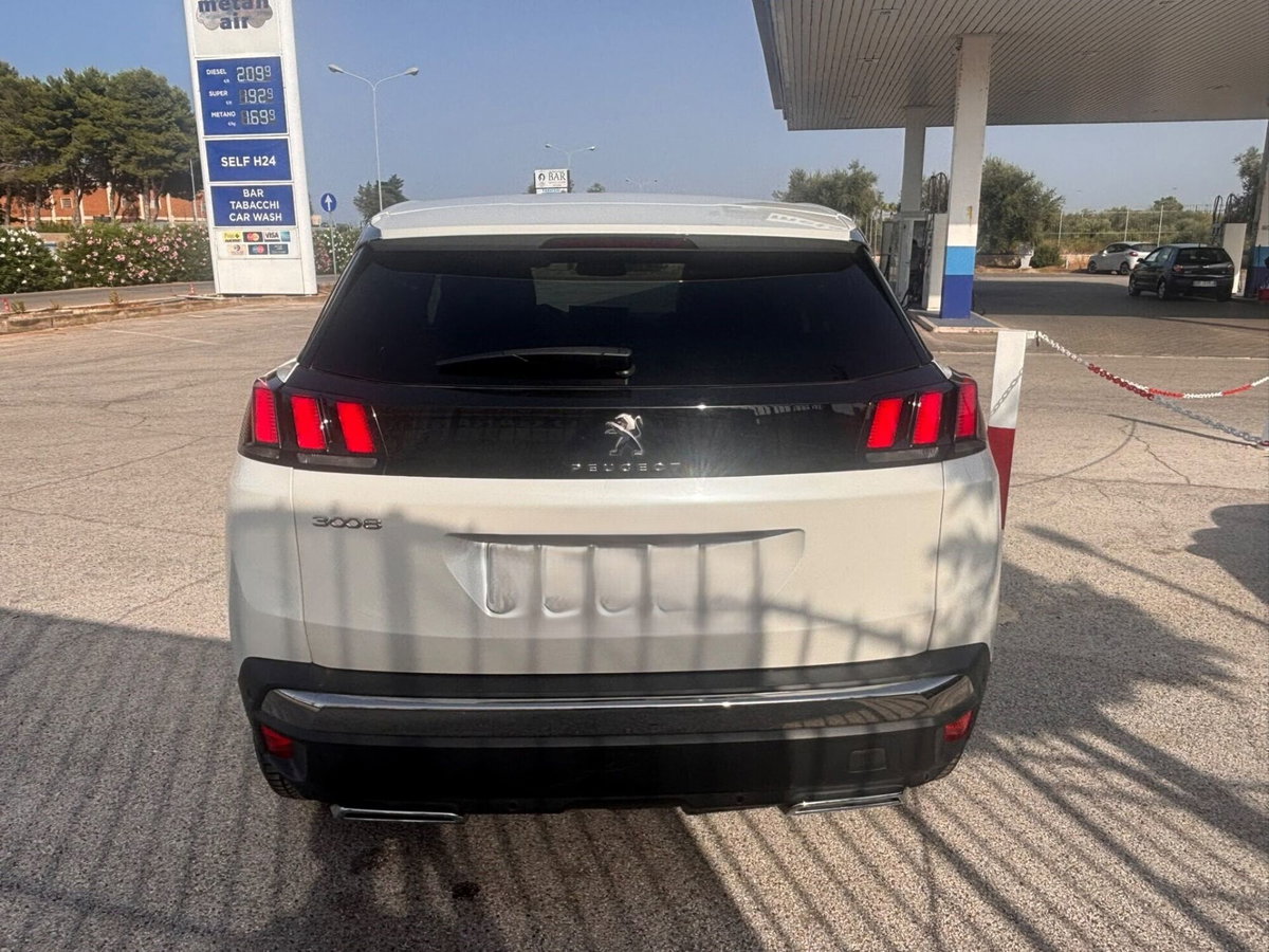 Peugeot 3008 BlueHDi 130 S&S EAT8 Allure Pack (3)