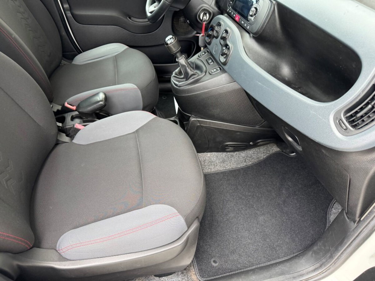 Fiat Panda 1.3 MJT S&S Easy Van 4 posti (13)
